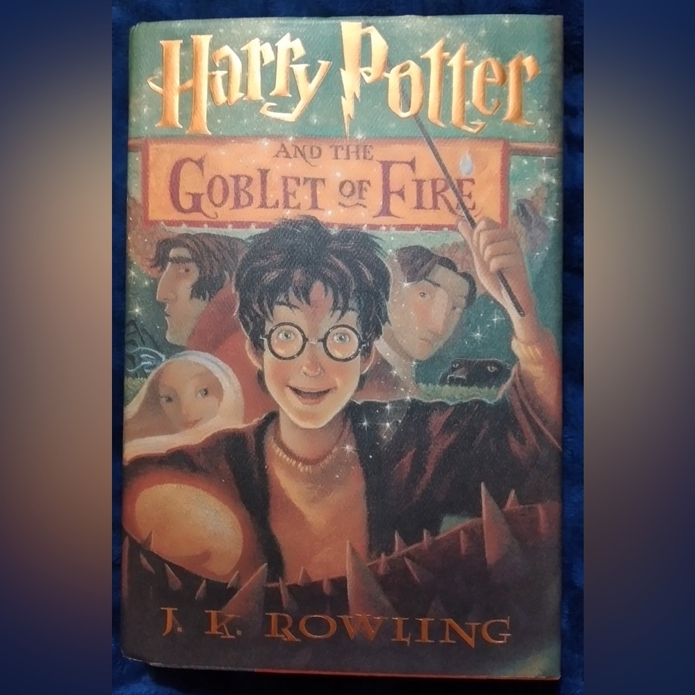 HARRY POTTER AND THE GOBLET OF FIRE BOOK 4 IN SERIES LIKE NEW